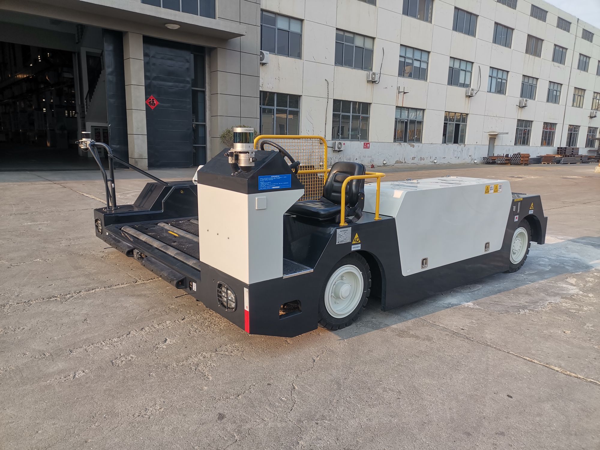 轉(zhuǎn)運(yùn)車3.jpg 轉(zhuǎn)運(yùn)車3.jpg